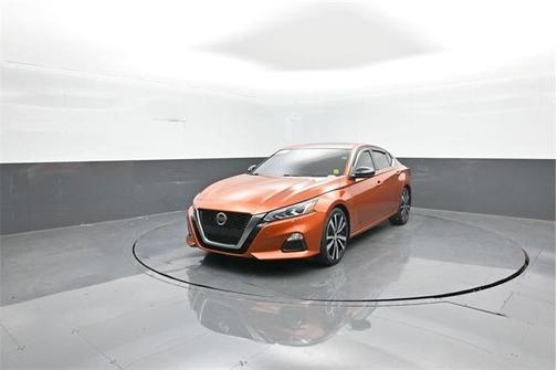 2022 Nissan Altima 2.0 SR