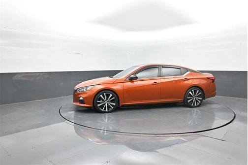 2022 Nissan Altima 2.0 SR