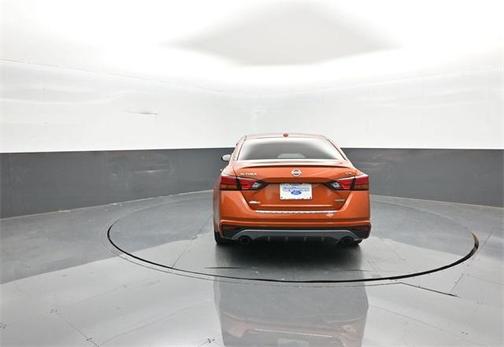 2022 Nissan Altima 2.0 SR
