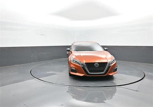 2022 Nissan Altima 2.0 SR