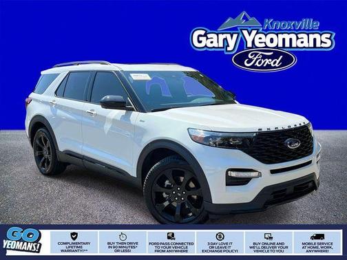 White Metallic 2023 Ford Explorer ST-Line