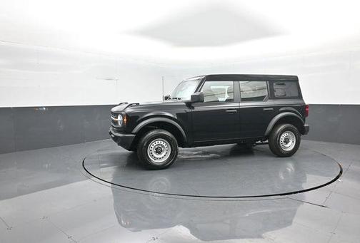 Shadow 2026 Ford Bronco Base