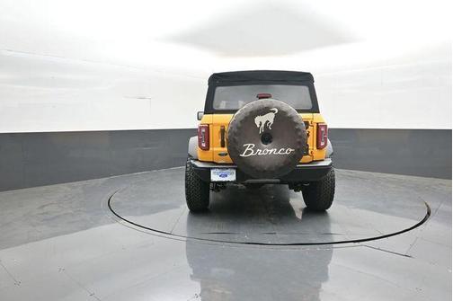 Orange Metallic 2021 Ford Bronco Badlands