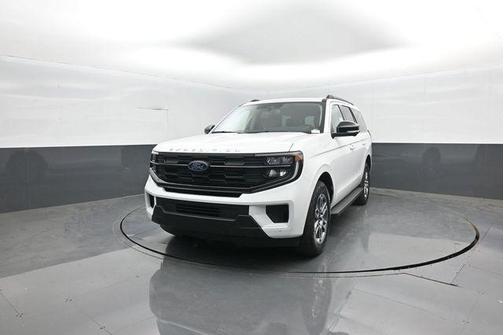 Oxford White 2026 Ford Expedition Active