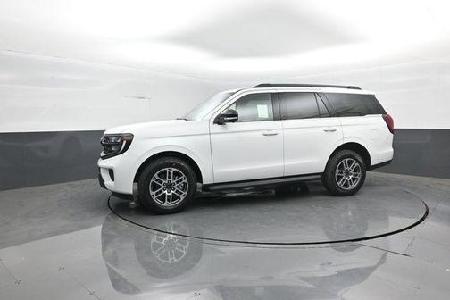 Oxford White 2026 Ford Expedition Active