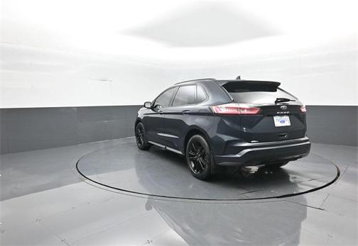 2022 Ford Edge ST Line