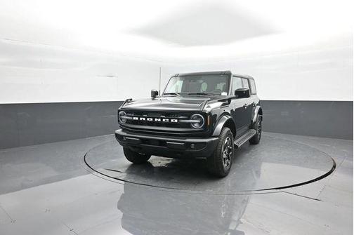 Shadow 2026 Ford Bronco Outer Banks