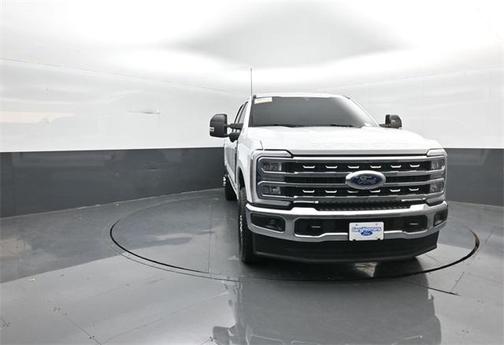 2025 Ford F-350 Lariat Super Duty