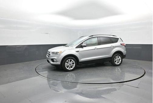 Ingot Silver 2017 Ford Escape SE