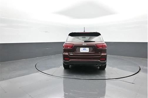 2019 Kia Sorento S