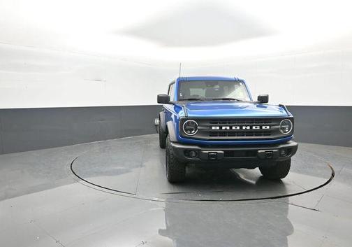 Velocity Blue Metallic 2023 Ford Bronco Black Diamond