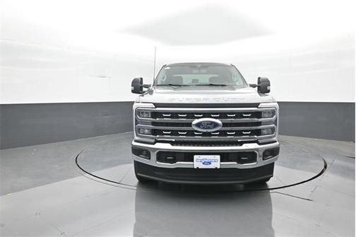 2025 Ford F-350 Lariat Super Duty
