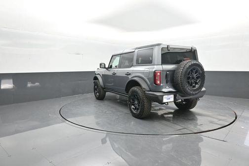 Gray Metallic 2026 Ford Bronco Badlands