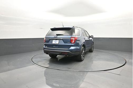 Blue Metallic 2019 Ford Explorer XLT