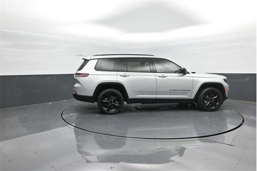 2021 Jeep Grand Cherokee L Laredo