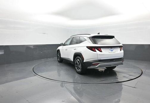 White Pearl 2025 Hyundai TUCSON SEL