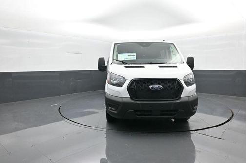 Oxford White 2025 Ford Transit-350 XL