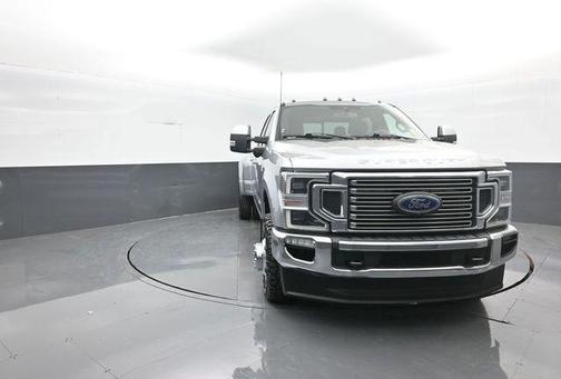 Silver Metallic 2022 Ford F-350 Lariat Super Duty