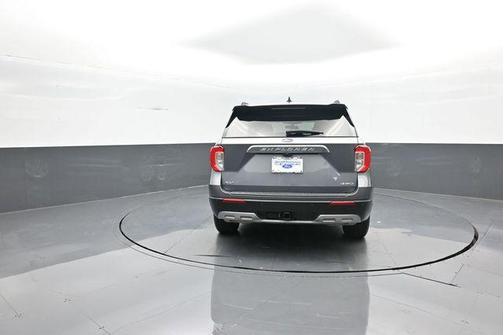 Gray Metallic 2022 Ford Explorer XLT