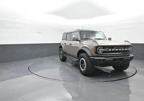 Gray 2026 Ford Bronco Outer Banks