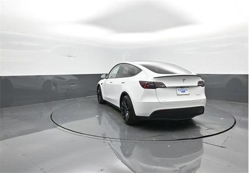 2025 Tesla Model Y Performance