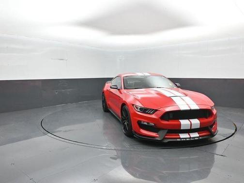 Race Red 2016 Ford Shelby GT350 Base