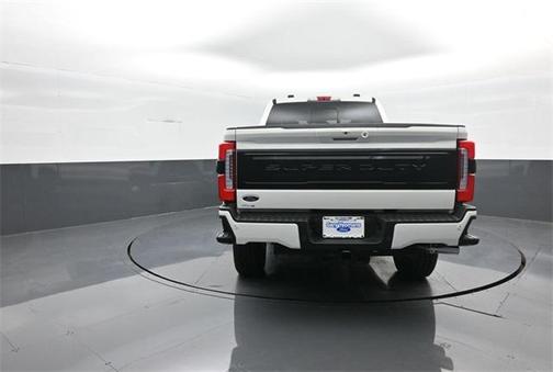 2025 Ford F-250 Platinum