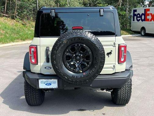 Desert Sand 2026 Ford Bronco Badlands