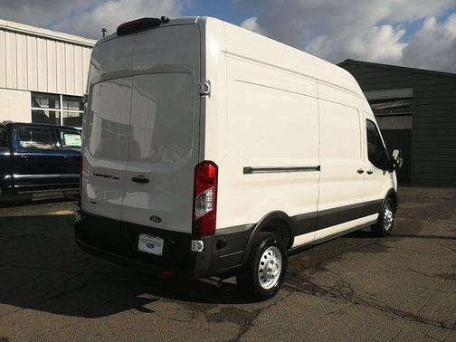 Oxford White 2026 Ford Transit-250 Base