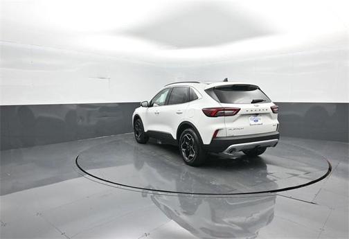 2026 Ford Escape Platinum