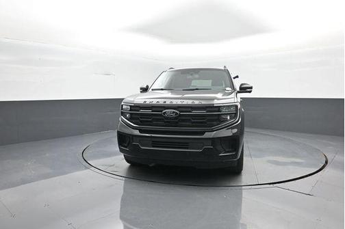 Black Metallic 2026 Ford Expedition Platinum