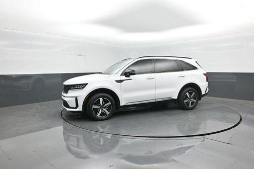 White Pearl 2022 Kia Sorento S