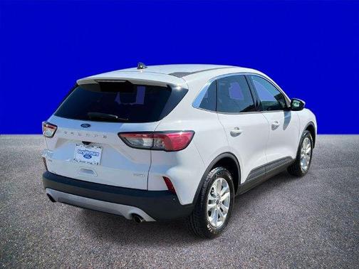 Oxford White 2020 Ford Escape SE