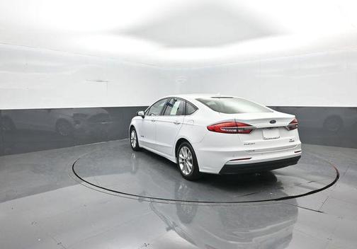 Oxford White 2019 Ford Fusion Hybrid SE