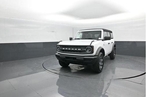 Oxford White 2026 Ford Bronco Big Bend