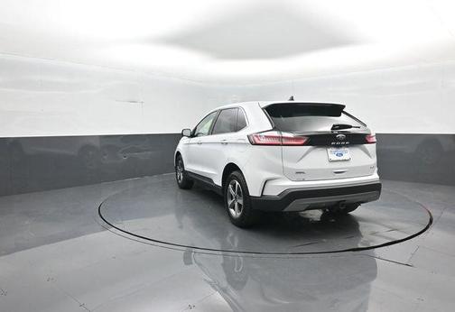 Oxford White 2024 Ford Edge SEL