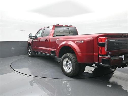 2025 Ford F-350 Platinum