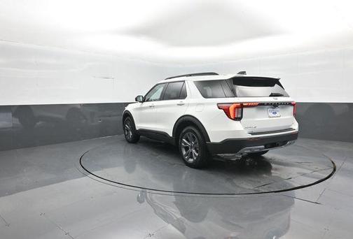 White Metallic 2026 Ford Explorer Active