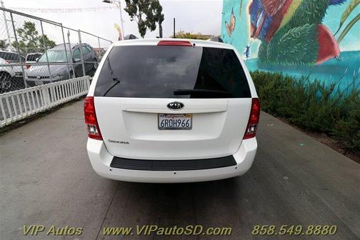 2012 Kia Sedona LX