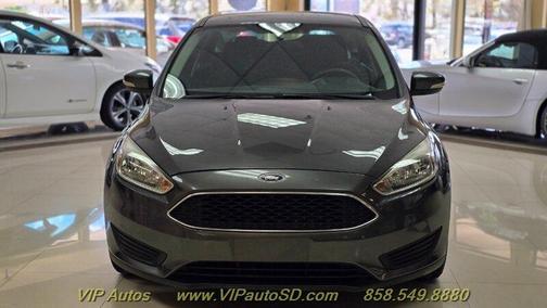 Magnetic 2015 Ford Focus SE