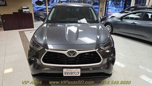 2021 Toyota Highlander LE