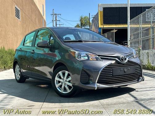 2017 Toyota Yaris LE