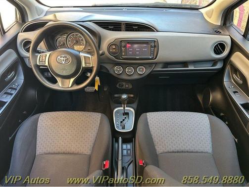 2017 Toyota Yaris LE