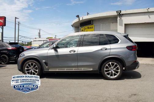 Brooklyn Grey Metallic 2024 BMW X5 sDrive40i