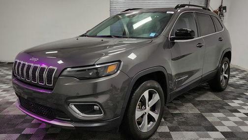 Granite Crystal Metallic Clearcoat 2022 Jeep Cherokee Limited