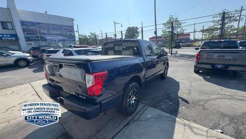 Deep Blue Pearl 2023 Nissan Titan SV