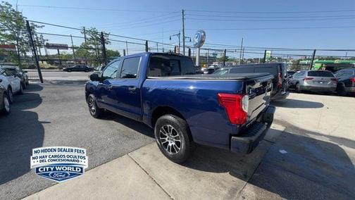 Deep Blue Pearl 2023 Nissan Titan SV