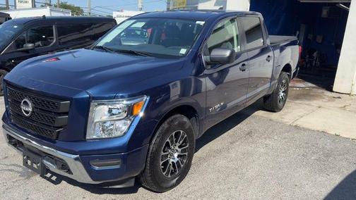 Deep Blue Pearl 2023 Nissan Titan SV