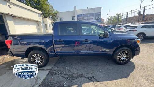 Deep Blue Pearl 2023 Nissan Titan SV