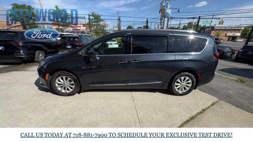 2019 Chrysler Pacifica Touring L